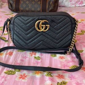 Authentic Gucci marmont bag